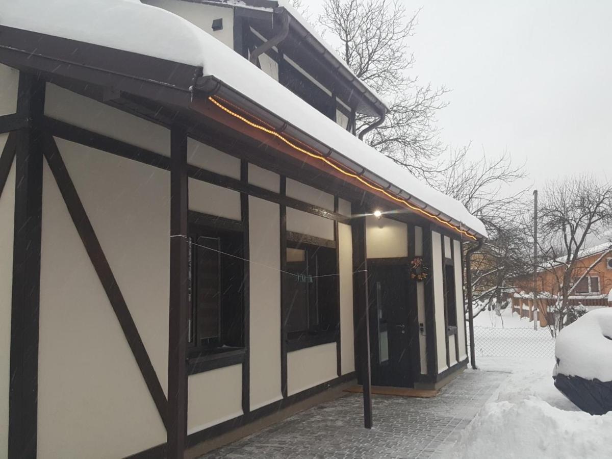 У Насті Villa Jaremtsje Buitenkant foto